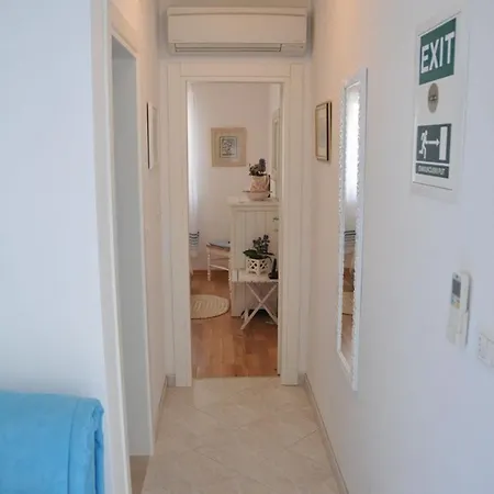 Apartments Sonja - 10M From Beach Stomorska Exterior photo
