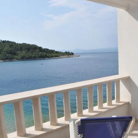 Apartments Sonja - 10M From Beach Stomorska Exterior photo