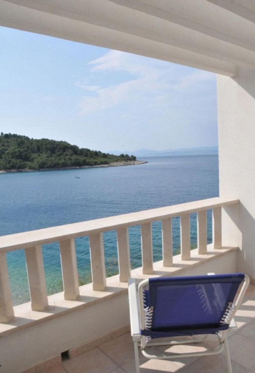 Apartment Sonja - 10m From Stomorska